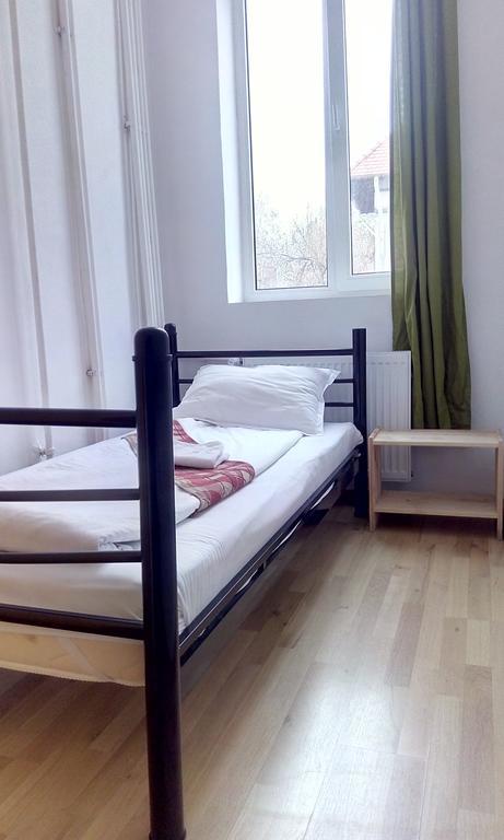 Book-A-Rest Hostel Bucureşti Eksteriør bilde