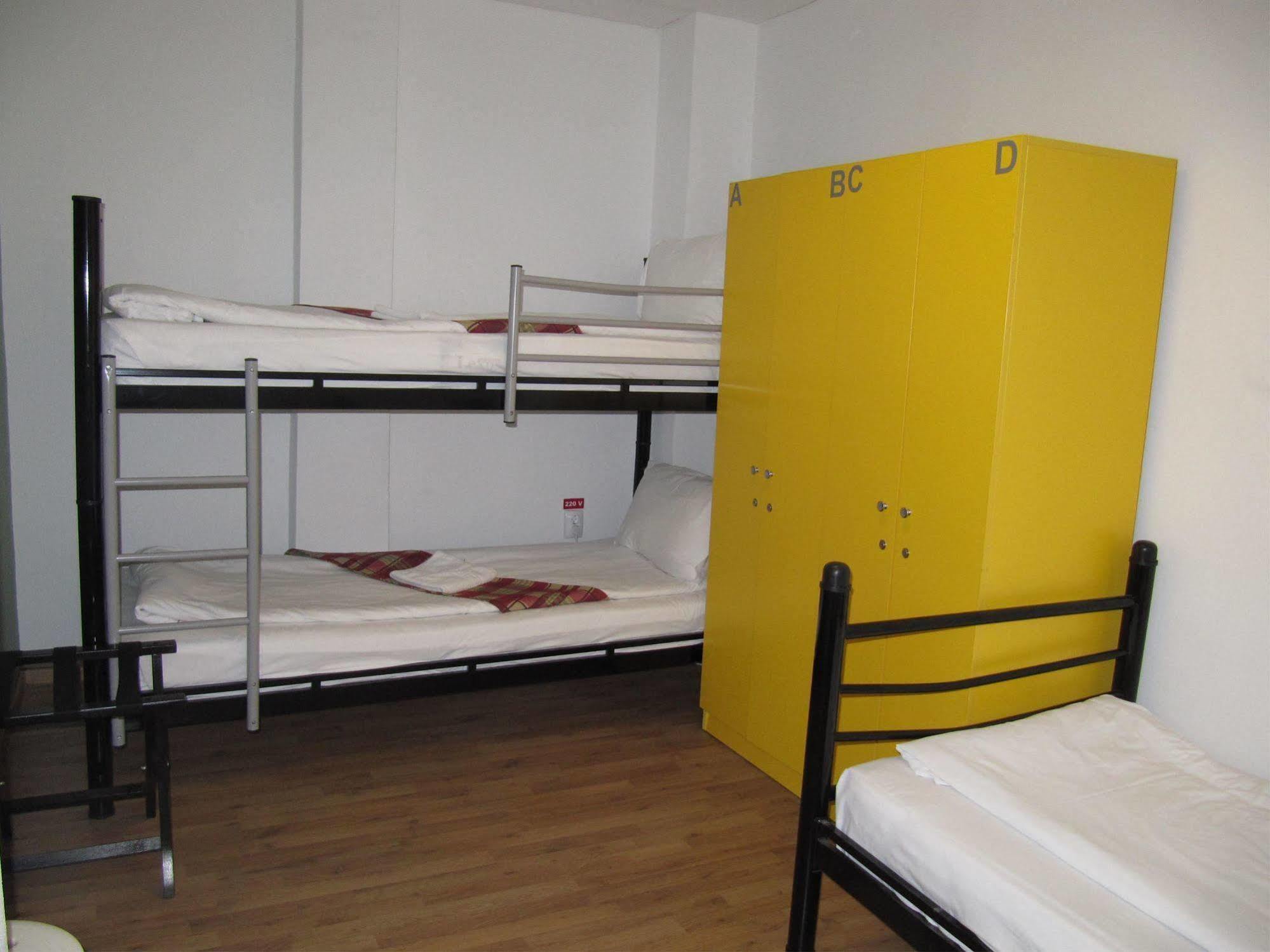 Book-A-Rest Hostel Bucureşti Eksteriør bilde